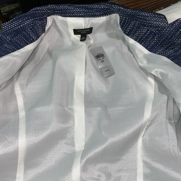Ann Taylor Blazer - Picture 6 of 7